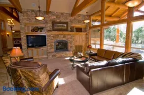56640 Sunstone Loop - Image 2