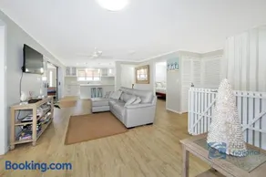 164 The Esplanade - Image 3