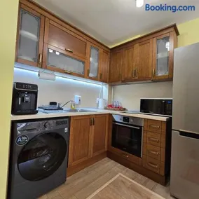 Eti's Home - Top location & Free garage - Image 4