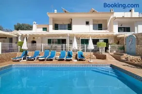Villa Guisado - Image 2