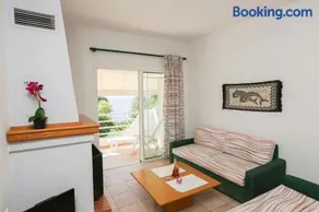 Kolios Seaside Apartments - Image 5