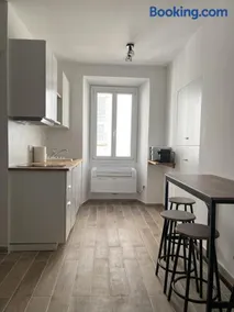 Renovated Seaside Studio in the Heart of Menton - Image 1