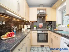 Chelsea Place House - Image 3