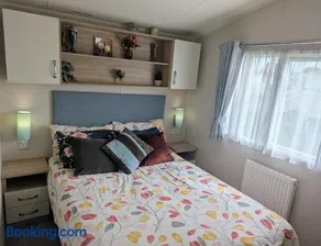 3 bedroom Heaven Home - Image 5