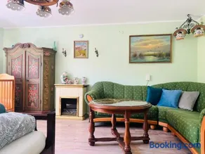 Charming historical farmhouse - Image 2