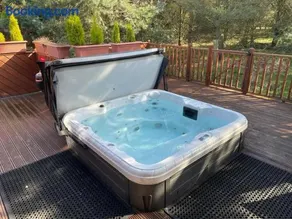 Jasmine Lodge, 2 bedroom with hot tub - Felmoor Park - Image 3