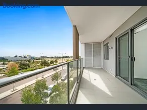 KIngston Shared Apartment - Image 3
