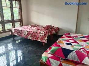 Shrunga Shreni Homestay - Near Bandaje trek and falls - Image 3