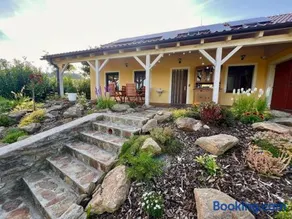 Peaceful cottage on the edge of the Bohemian Forest - Image 1