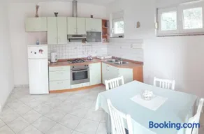 Apartment Marta - Image 2
