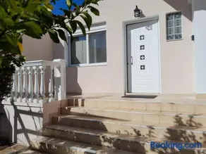Omorfi Poli 120 sqm Apartment - Image 1