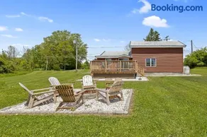 Country Cottage by the Bridge - Image 1