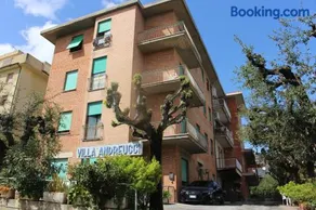 Albergo Villa Andreucci - Image 1