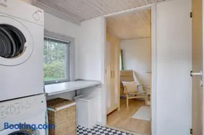 Well-Designed House In Scenic Surroundings - Image 4
