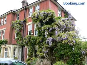 Victorian Country House with large garden - Image 4