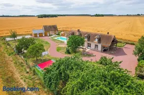 La Vallee - Image 1