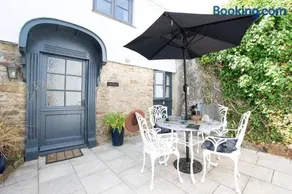 Charming Cottage near Dartmouth with Log Burner - Image 1
