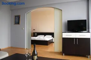 Aparthotel VRIS - Image 2
