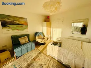 Fintra Bay Hideaway - Image 3