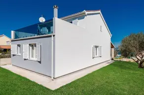 Villa Charm - Image 5