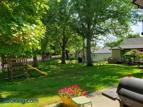 Georgian Inn Motel - Image 3
