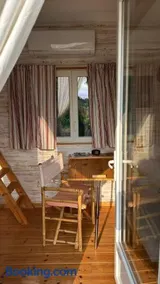 Tiny chouette et jacuzzi - Image 1