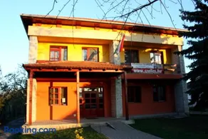 5 Puttonyos Vendégház - Image 2