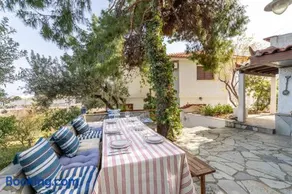 The House of Gratitude - Poolside Retreat - Image 4