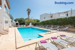 Newly Renovated Apartment Sunset1, Pool, Free Wifi, AC - Image 1