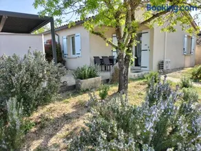 Cottage in Lagorce - Image 2
