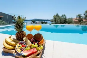 Elean Residence Private Pool & Sea View - Image 2