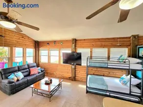 Beach Front Cottage - Image 2