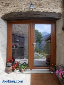 Villard Guesthouse - Image 1