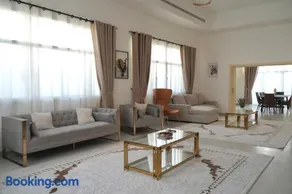 Oasis Villa Stay by Lunar - Image 3