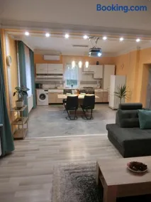 Pilis Apartman - Image 4