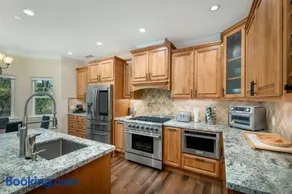 New Luxury 5BR Cabin in Pine Mountain Lake! 1 Minute to Beach! Massage Chair! Close to Yosemite! Perfect for Retreats and Escapes All Seasons! - Image 4