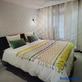 Superb fully renovated apartment in La Croix-Valmer - Image 2