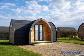 Camping Pods Hedley Wood Holiday Park - Image 2