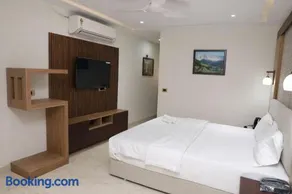 Hotel Hider - Image 2