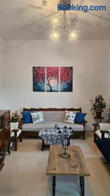 Sea Breeze Retreat - Image 1