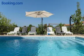 House IVA Nedešćina with swimming pool - 7 persons - Image 2