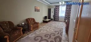 Chernivtsi Apartments - Image 4