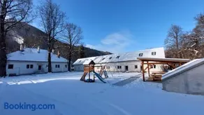 Amálkin Dvor - Image 1