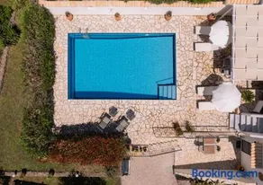 Tulip House Pool Villa in Corfu - Image 2
