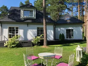 Villa Muusa with a cozy sauna, swimming pool and large beautiful garden - Image 2
