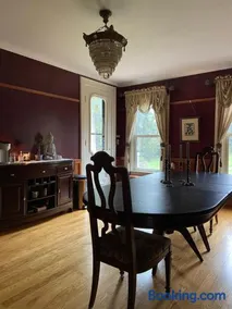 Franklin Manor - Image 4