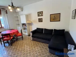 Happy House - Image 2