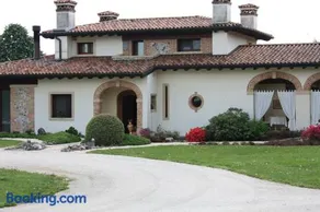Elis' House - Image 2