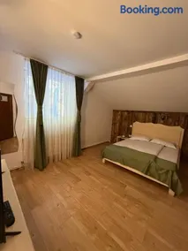 Barlogul din Vidraru - Image 2