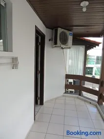 Positive Hostel - Image 2